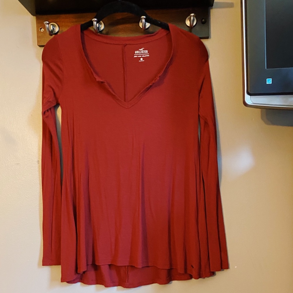 Maroon V- Neck